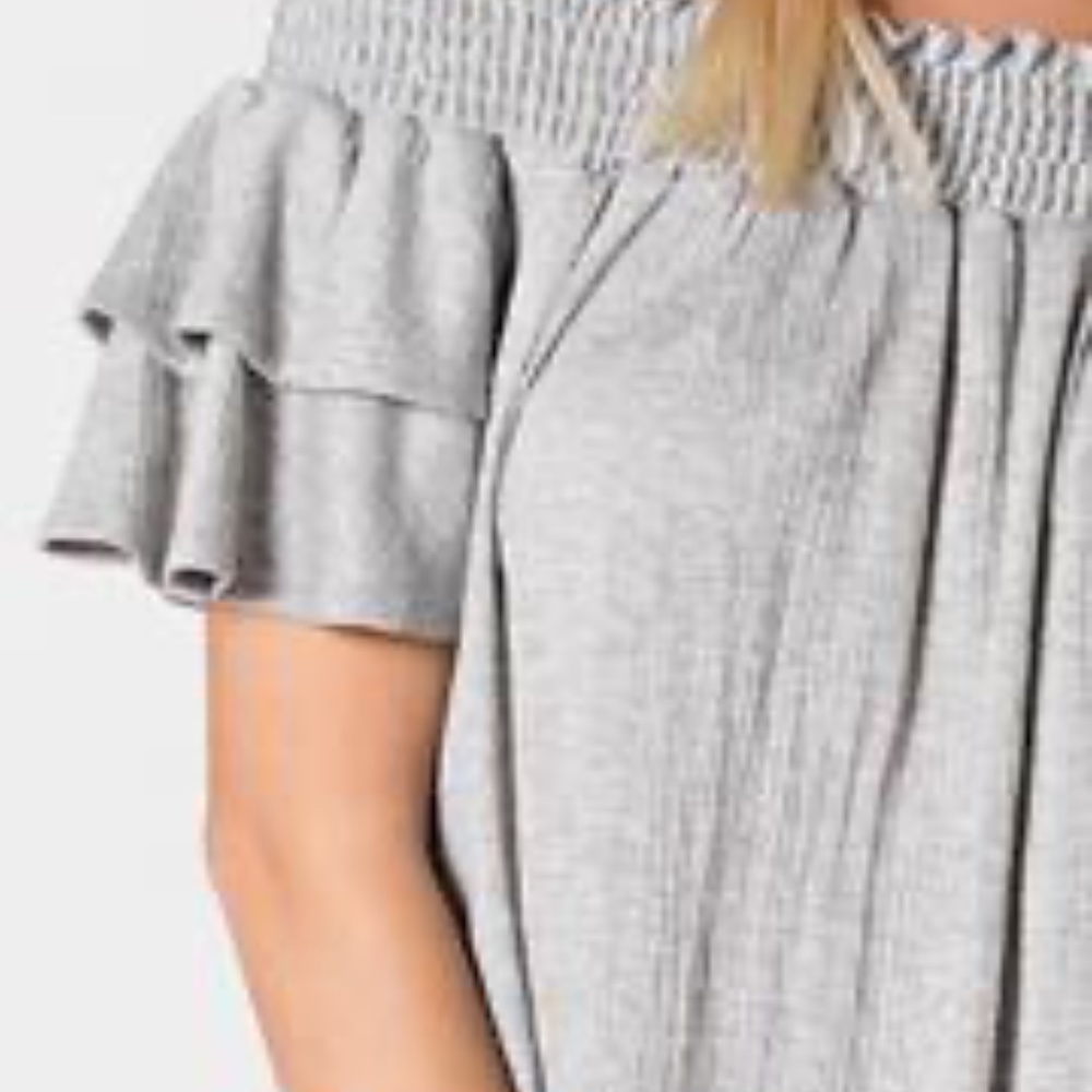 Off-Shoulder Ruffle Top - Picture 3 of 6